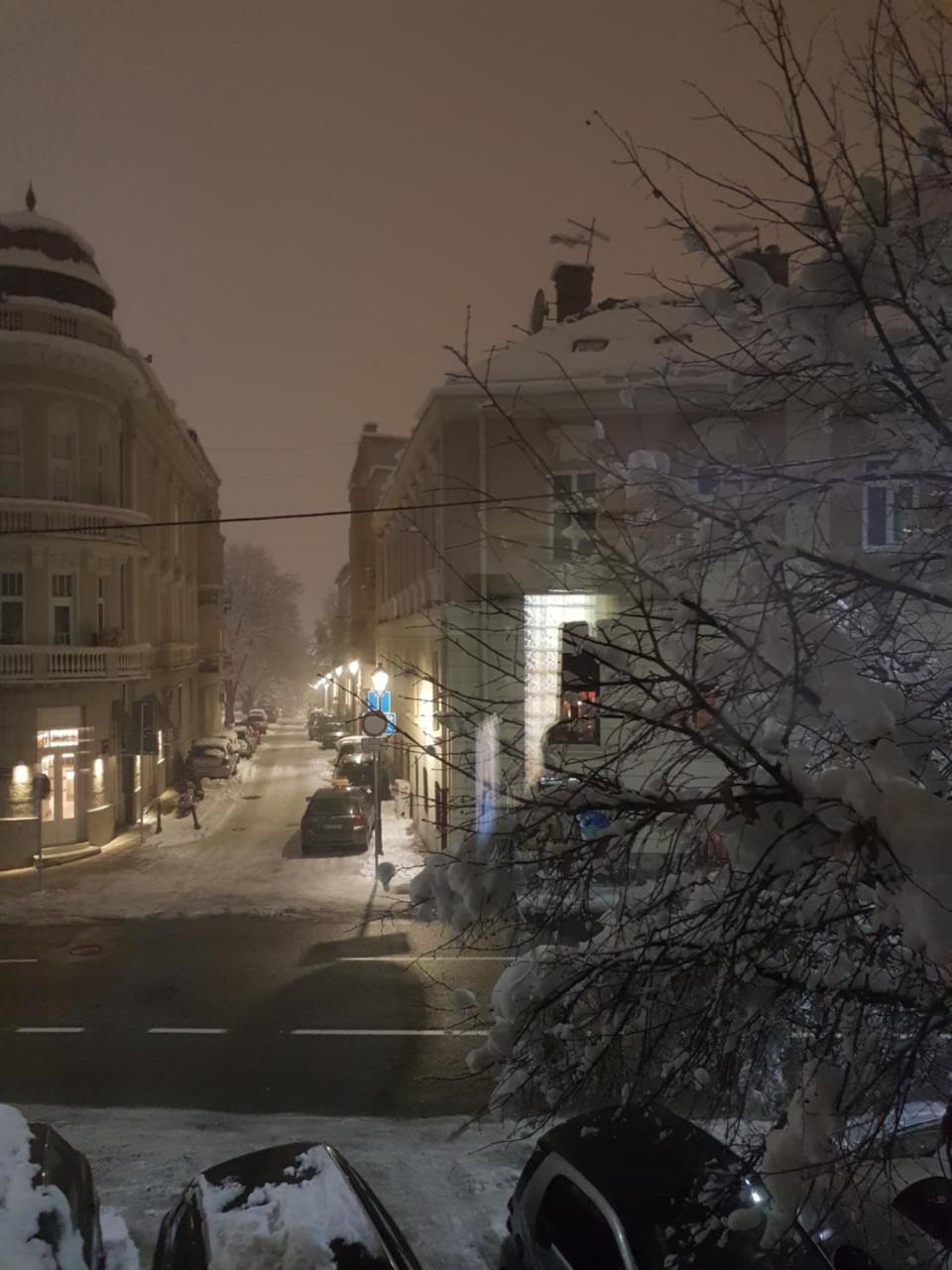 Free.Three Apartment Beograd Ngoại thất bức ảnh